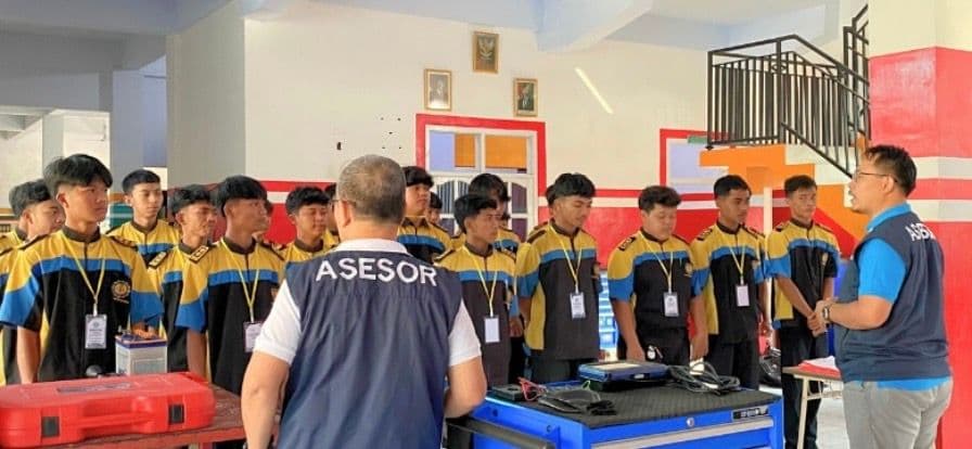 Siswa Teknik Kendaraan Ringan SMK Muhammadiyah 3 Dolopo Laksanakan Sertifikasi Kompetensi 2026